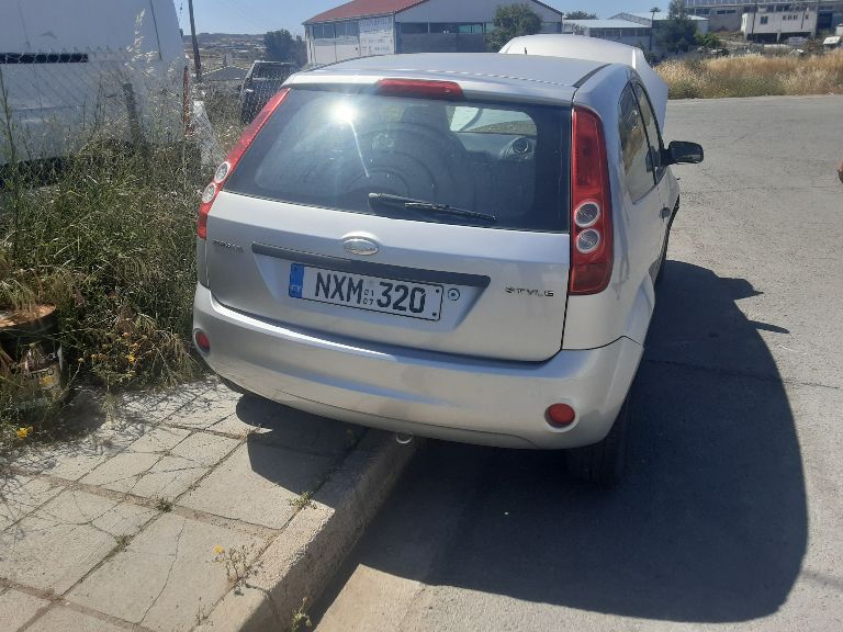 FORD FIESTA (01/2007)
