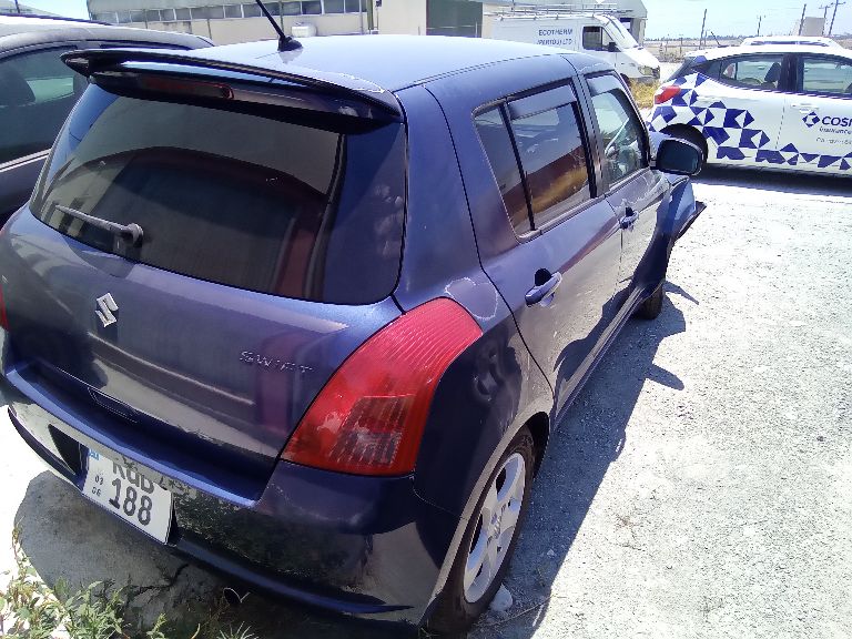 SUZUKI SWIFT (09/2008) - Image 2