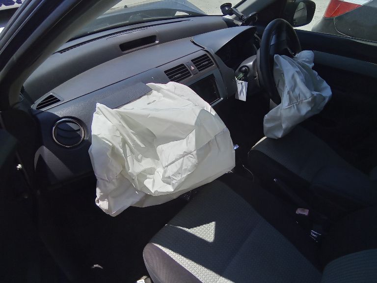 SUZUKI SWIFT (09/2008) - Image 5