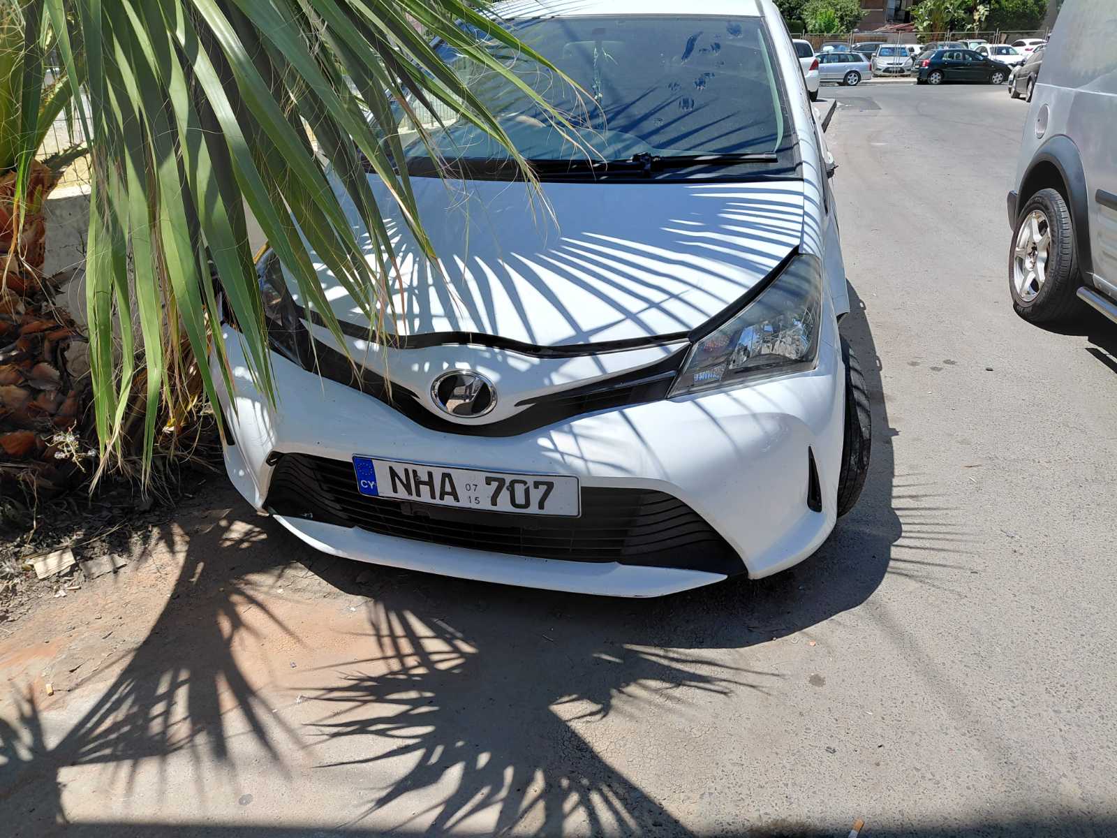 TOYOTA VITZ (01/2015) - Image 3