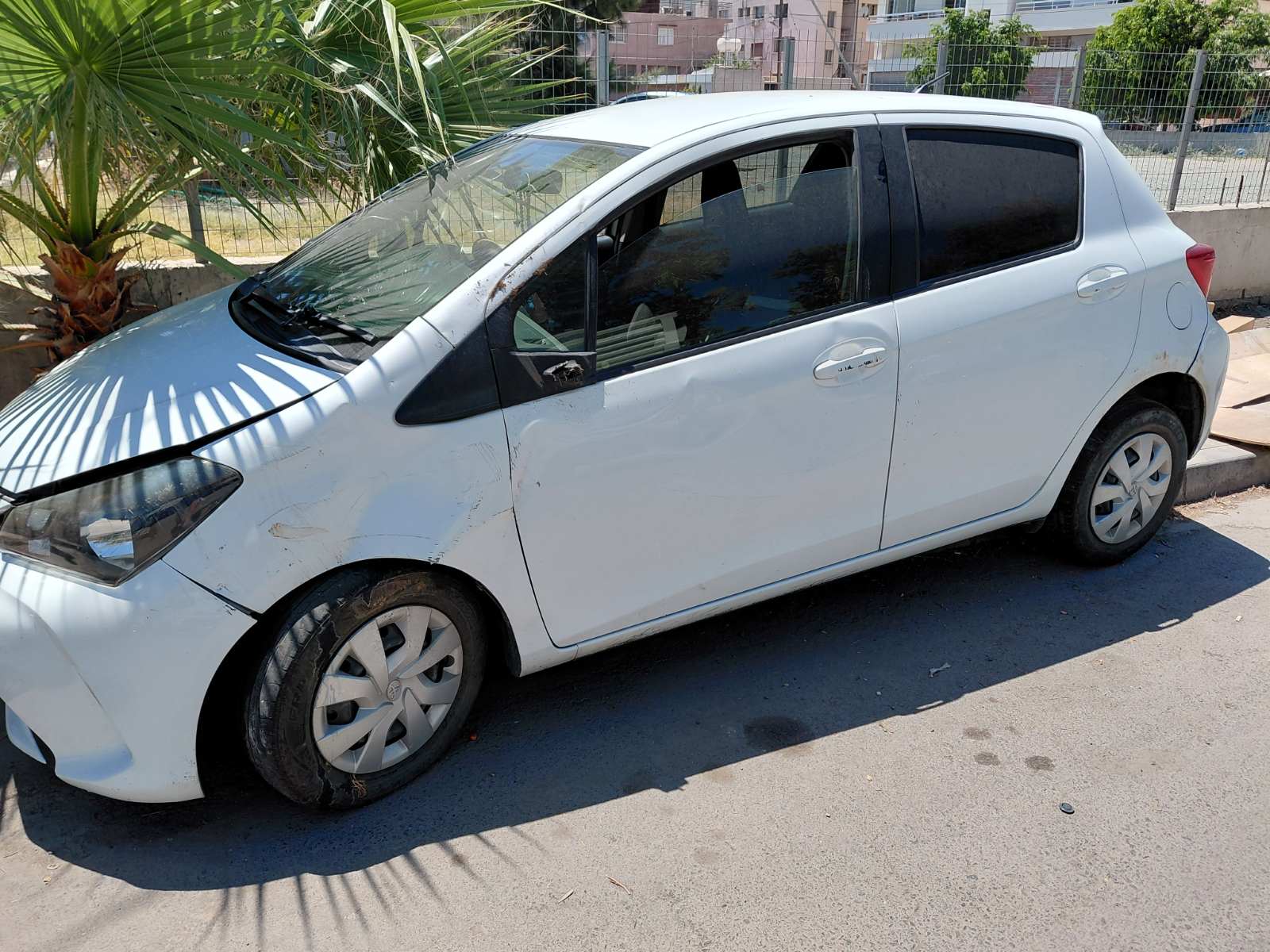 TOYOTA VITZ (01/2015) - Image 5