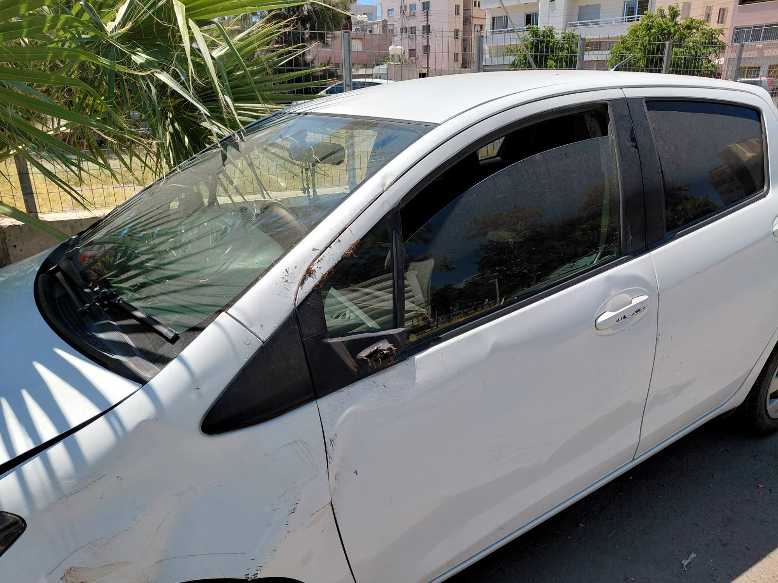 TOYOTA VITZ (01/2015) - Image 2